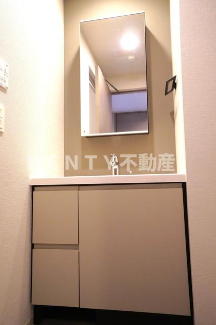 洗面設備　広い洗面スペース