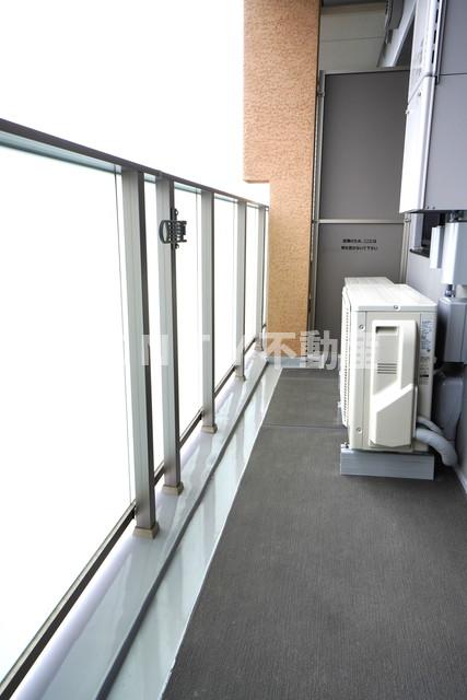 バルコニー　落ち着いた時間を過ごせるバルコニーです