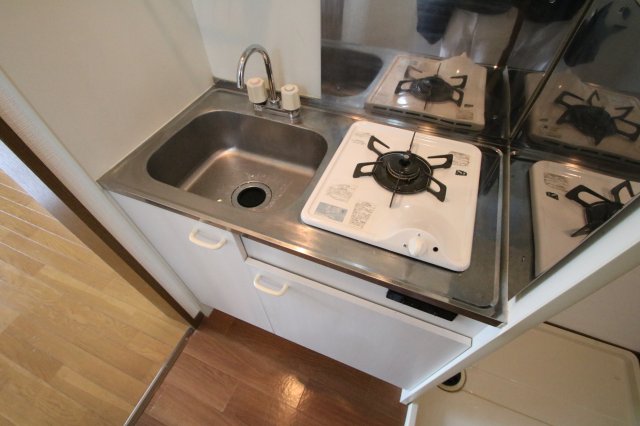 キッチン　※別部屋写真