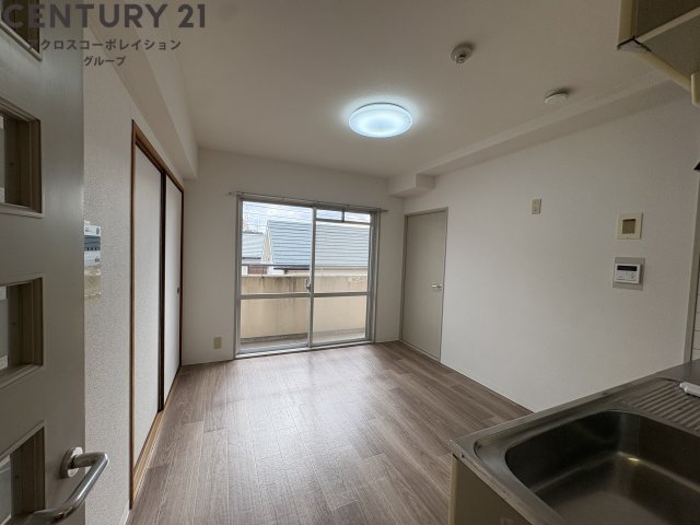 居室・リビング　落ち着いた雰囲気のリビング