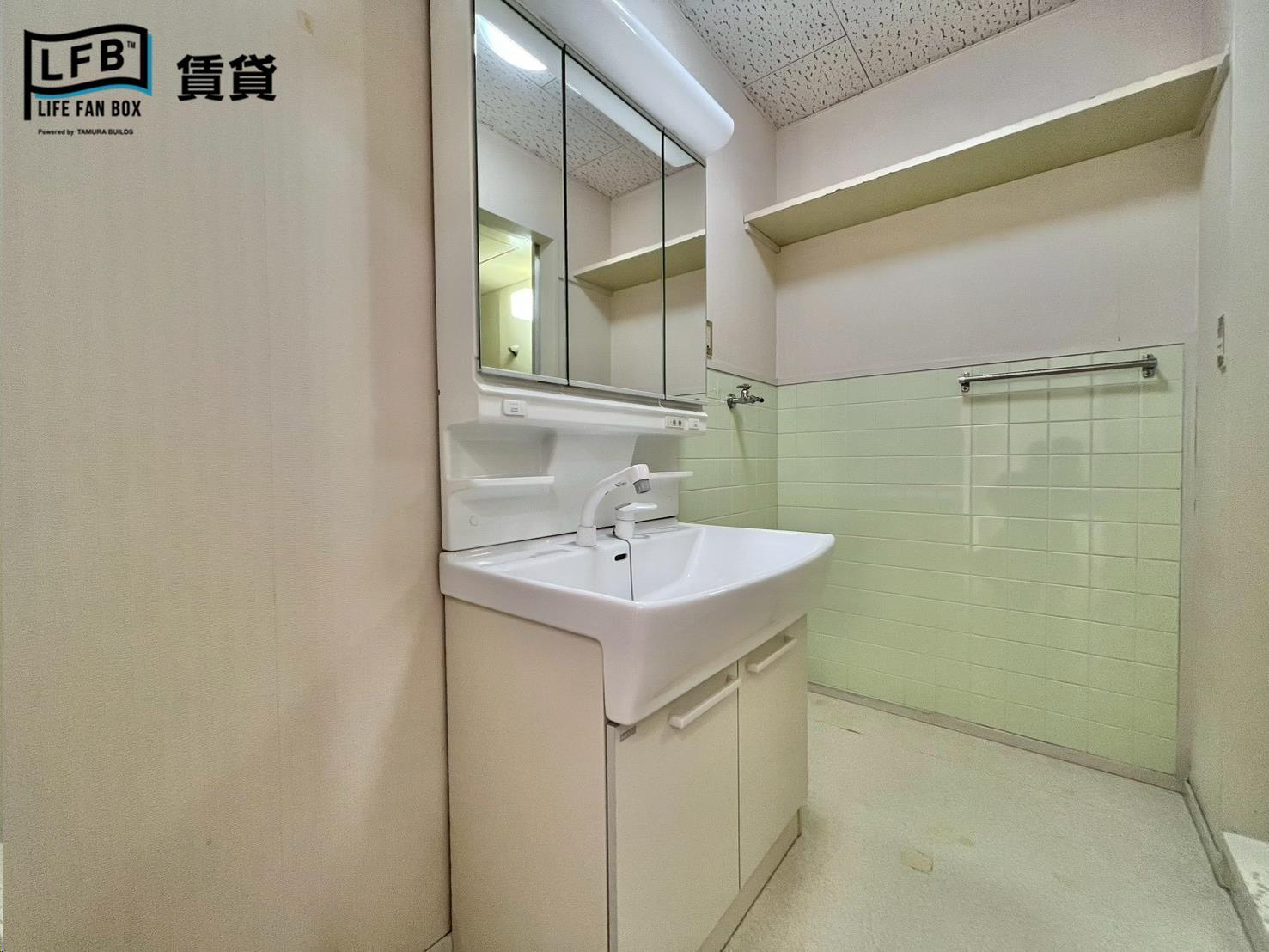 洗面設備　※別部屋のお写真です。