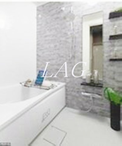 バス・シャワールーム　お風呂です。（同仕様設備です。）