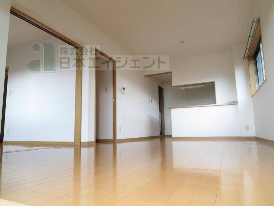 居室・リビング　リビング