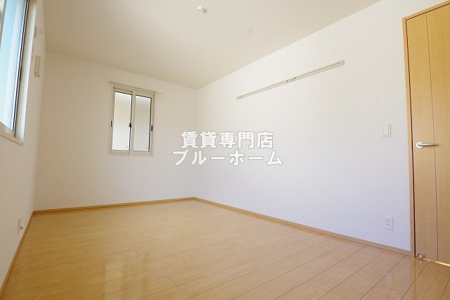 その他　7.5帖のゆとりのある洋室！