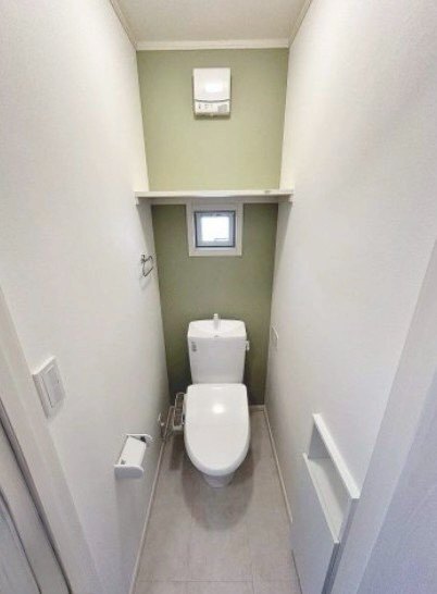 トイレ　※別部屋参考写真