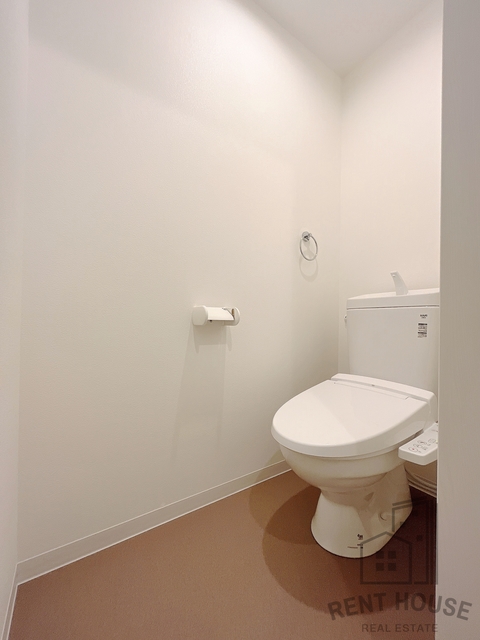 トイレ　同仕様写真です。