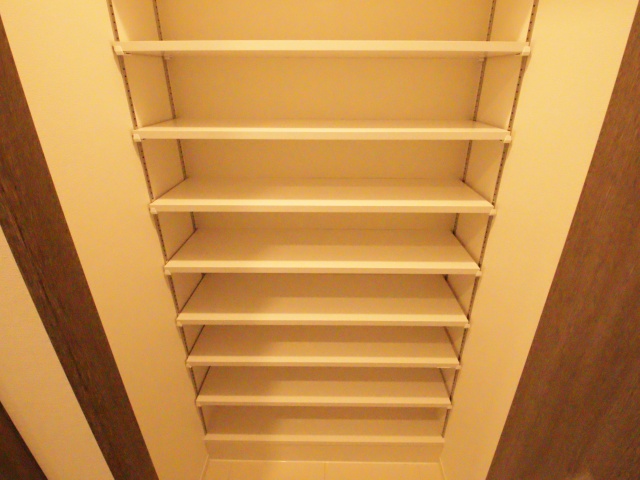 収納　※別室の参考写真の為、現況優先です。