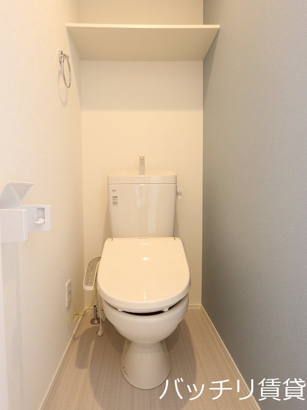 トイレ　同型タイプの為、現状を優先いたします。