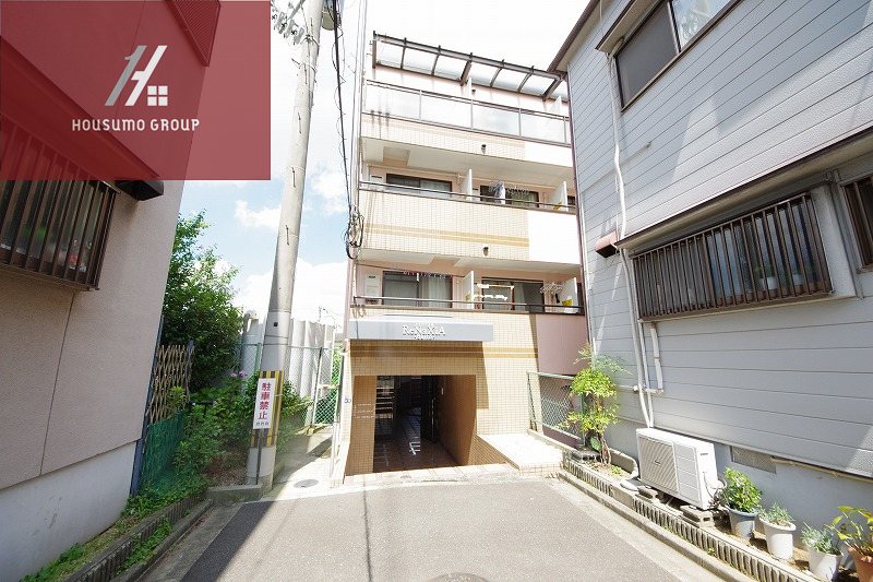 エントランス　清潔なエントランスです