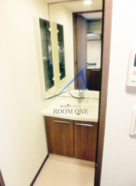 洗面設備　洗面台です。