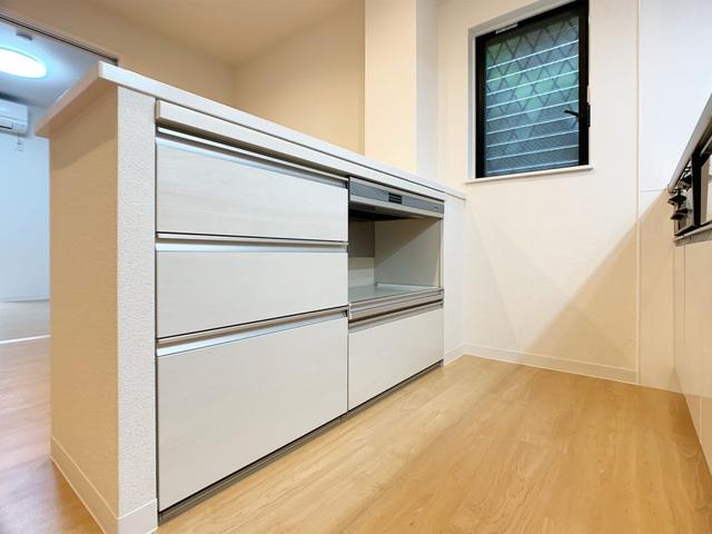 キッチン　【リビングダイニング】カウンター