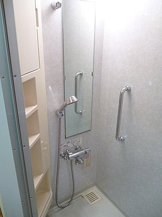 バス・シャワールーム　※別部屋の参考写真です。