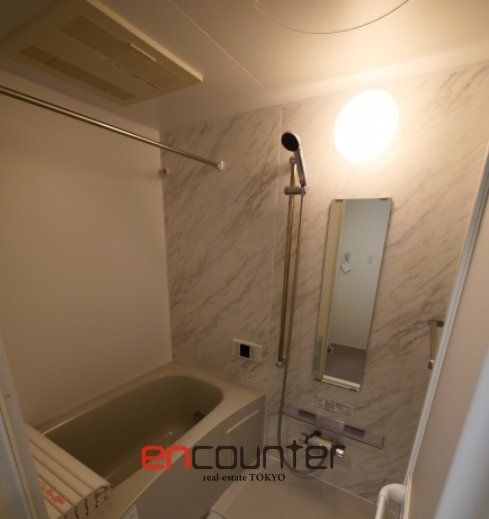 バス・シャワールーム　バス