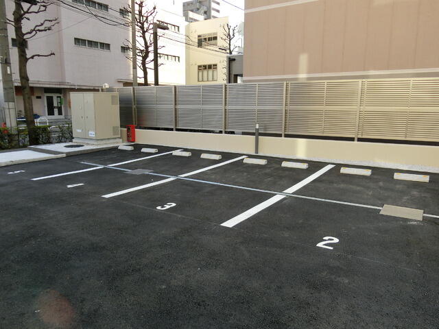 駐車場　2015年3月撮影