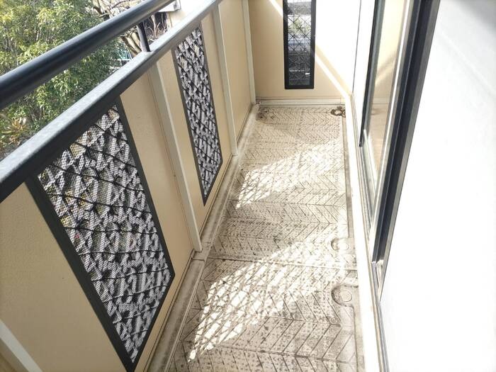 バルコニー　図面と現状に相違がある場合には現状を優先