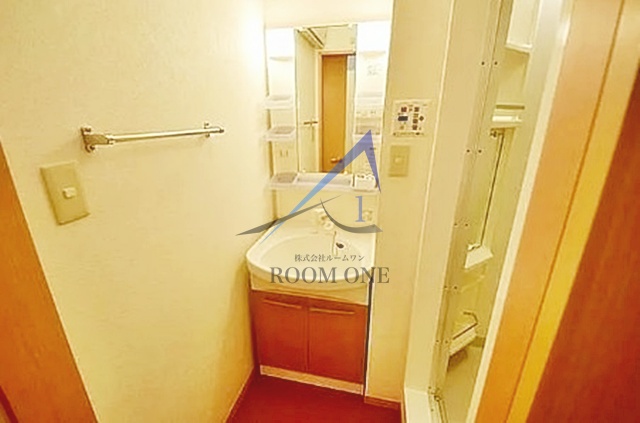 洗面設備　洗面台です。