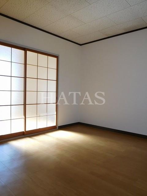 居室・リビング　同物件別部屋です。