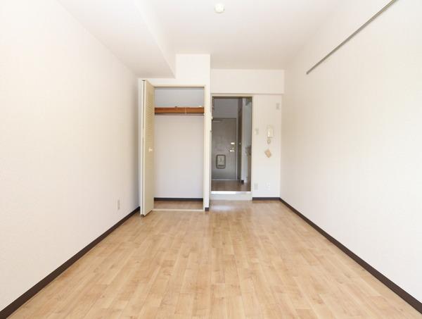 居室・リビング　※画像は同タイプ別部屋です