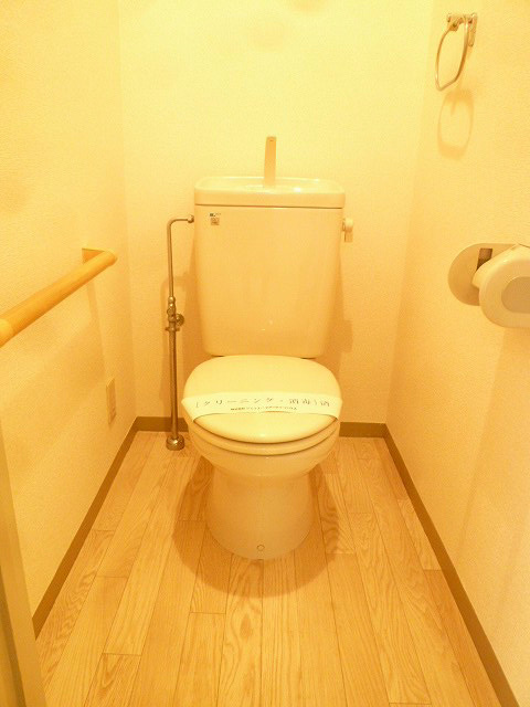 トイレ　別部屋参照