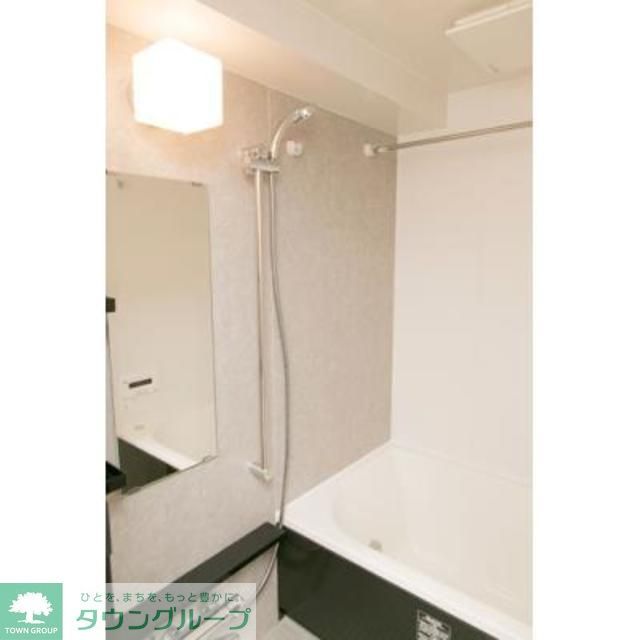 バス・シャワールーム　※写真は同タイプ住戸です。