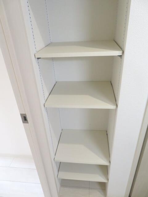 収納　?
