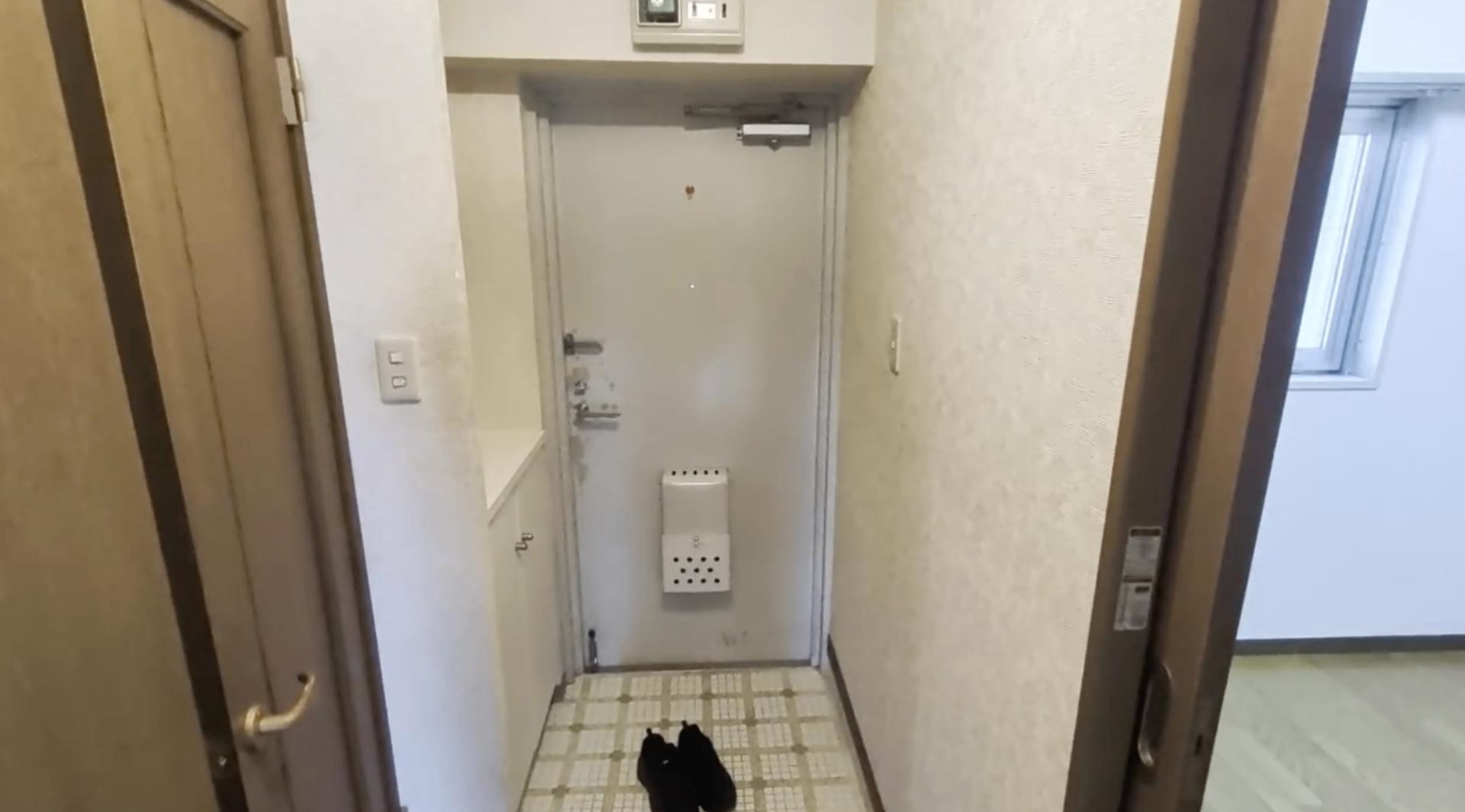 玄関　玄関