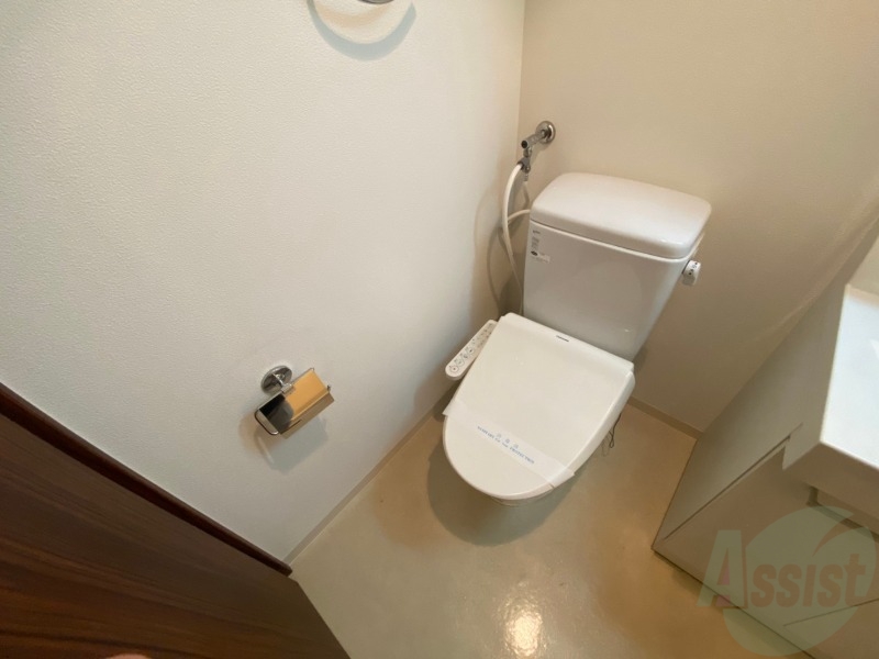 トイレ　トイレです。ウォシュレット付を探している方、おすすめです。