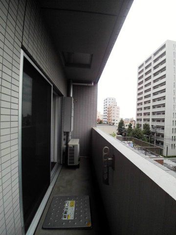 バルコニー　※別室参考写真です。