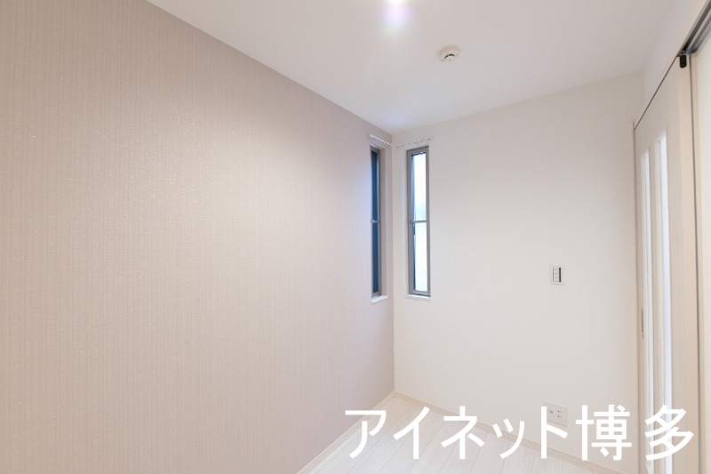 その他部屋・スペース　こちらは寝室にピッタリの洋室です