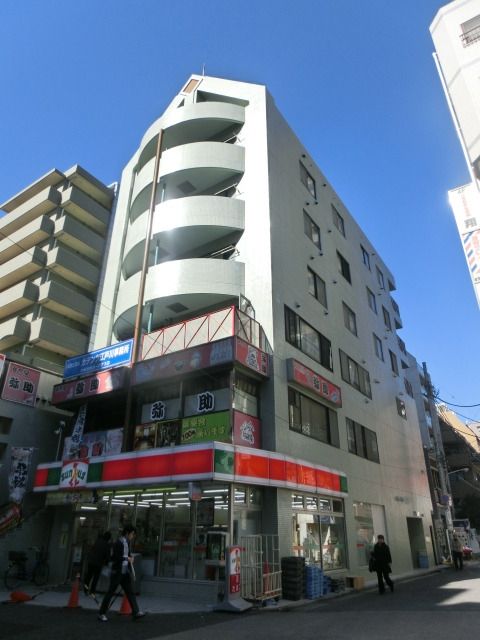建物外観　便利な駅前のＲＣ造マンションです。