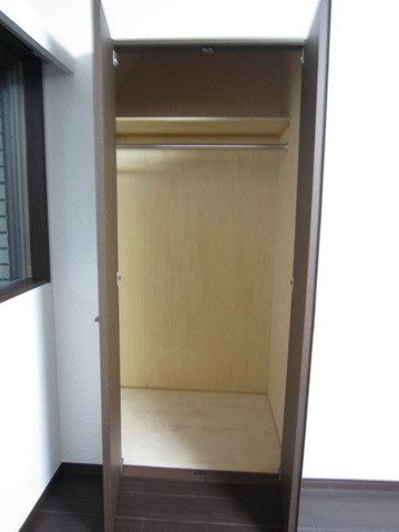 収納　クローゼット