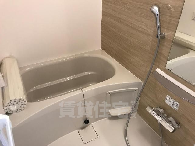 バス・シャワールーム　追い炊き機能付き（イメージ）