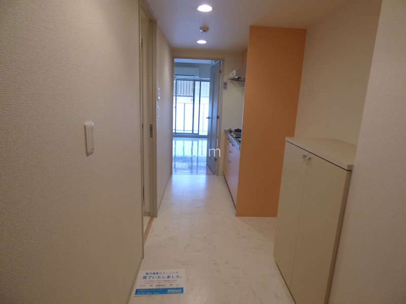 玄関　別部屋のお写真です。ご参考までに！