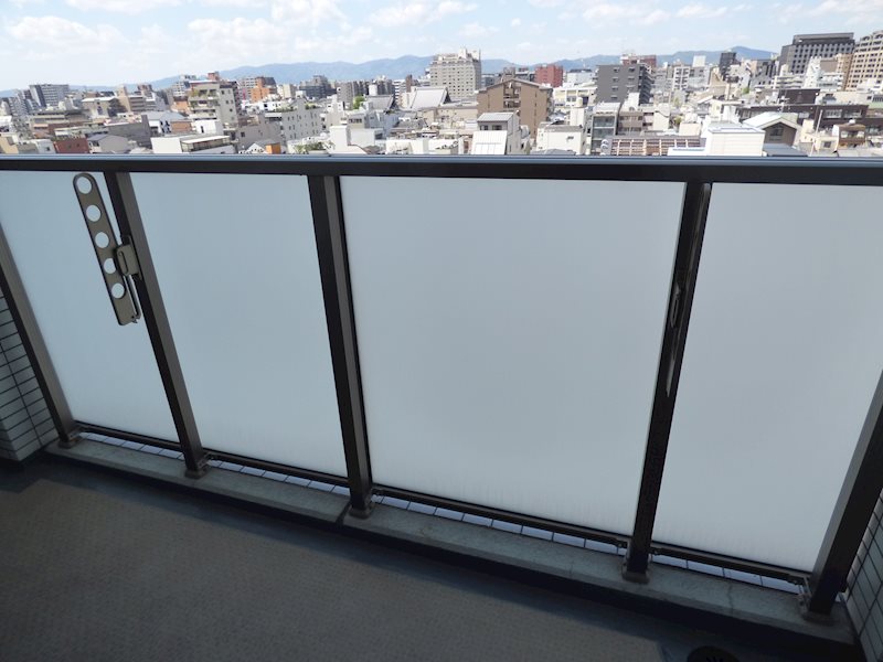 バルコニー　別部屋のお写真です。ご参考までに！