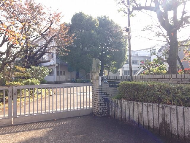 小学校　川崎市立小倉小学校（小学校）まで779m
