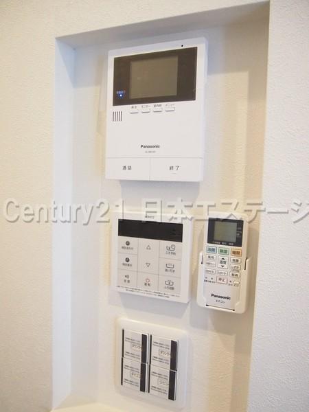 セキュリティ　安心のＴＶモニターホン完備です