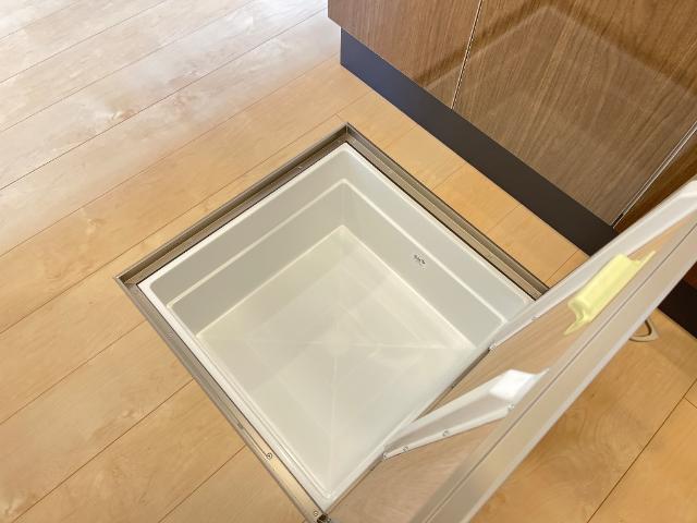 キッチン　床下収納（イメージ）