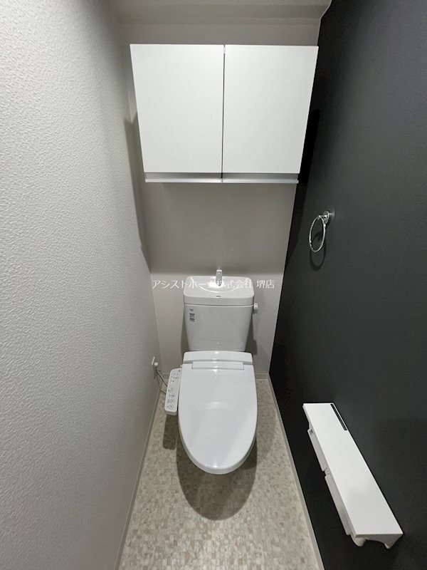 トイレ　ウオッシュレット付き