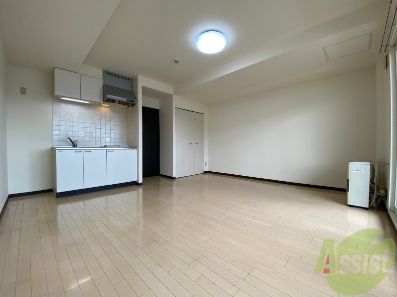 居室・リビング　広くてキレイなお部屋が広がっていて、充実した生活が送れそう。