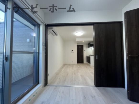 その他部屋・スペース　広くて明るい寝室