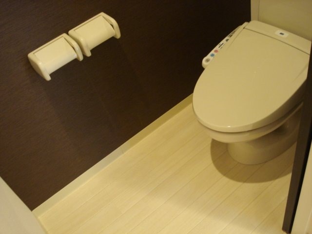 トイレ　トイレ