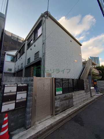 建物外観　プチハウス2