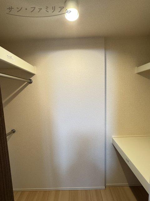収納　同一物件別部屋写真