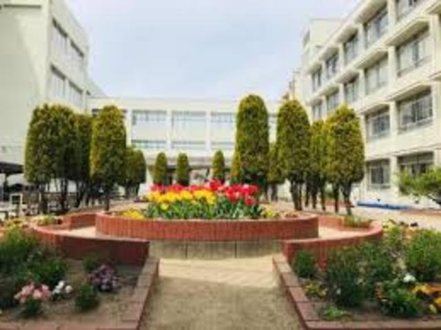 小学校　姫路市立高浜小学校（小学校）まで1337m
