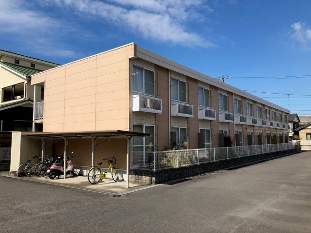 建物外観　きれいな外観です