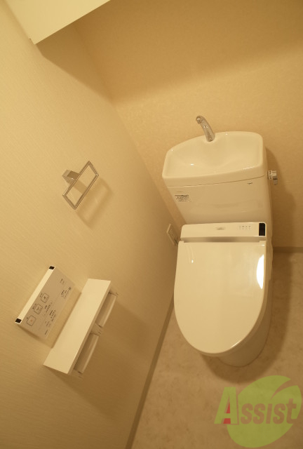 トイレ　トイレはシンプルかつオーソドックスですが使いやすそうです。