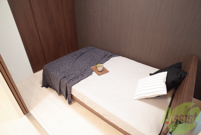 その他部屋・スペース　寝室はこちらです。セミダブルも入る広さです。
