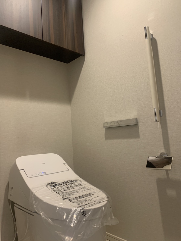 トイレ　※別部屋の参考写真です。