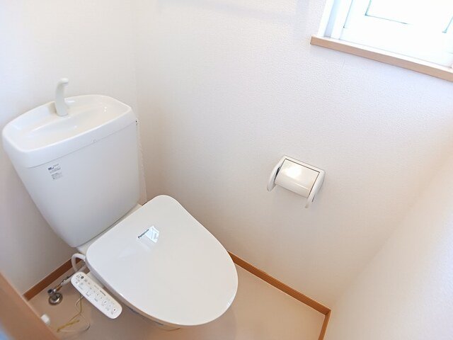トイレ　トイレもきれいです