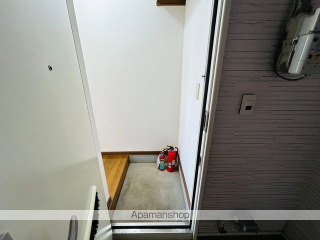 五稜郭マンションの玄関写真